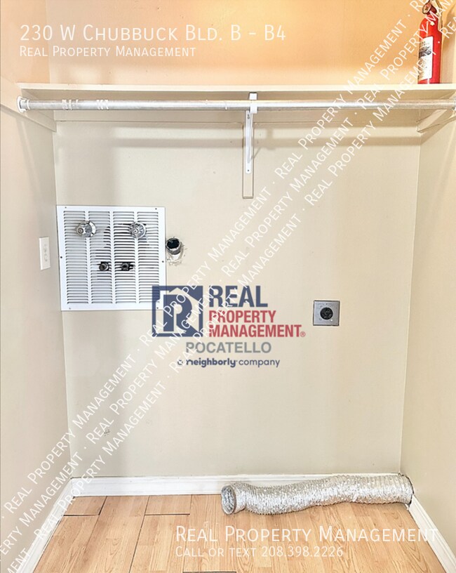 Foto del edificio - 230 W Chubbuck Rd