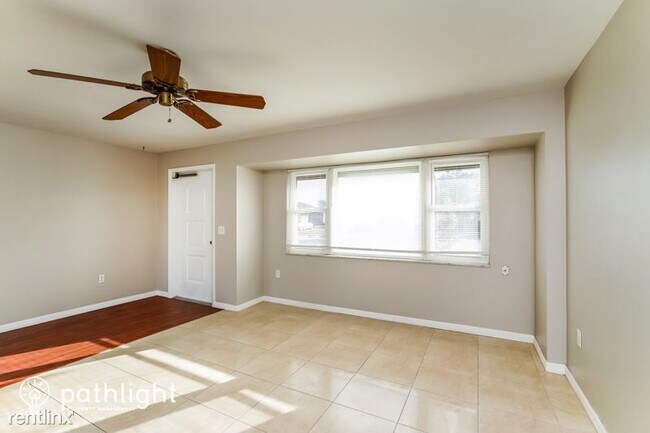 Foto del edificio - 3 br, 2 bath House - 4555 Vinsetta Avenue ...
