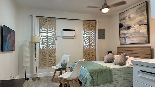 Foto del edificio - 1145 NE 17th Terrace