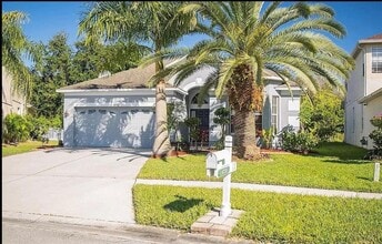 Building Photo - 4712 Mapletree Loop