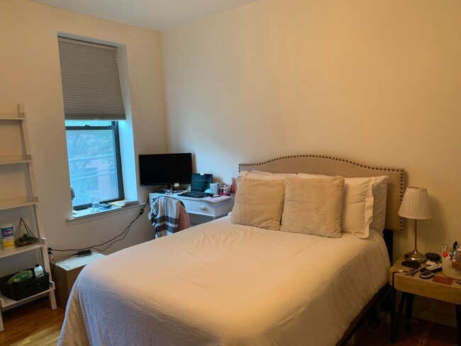 Photo - 554 Observer Hwy House