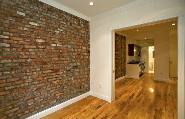 Foto del edificio - 311 Mott St