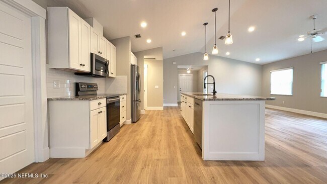 Foto del edificio - 48 Firethorn Ln