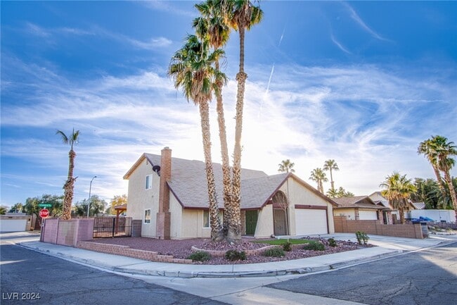 Building Photo - 3771 Lyle Ln