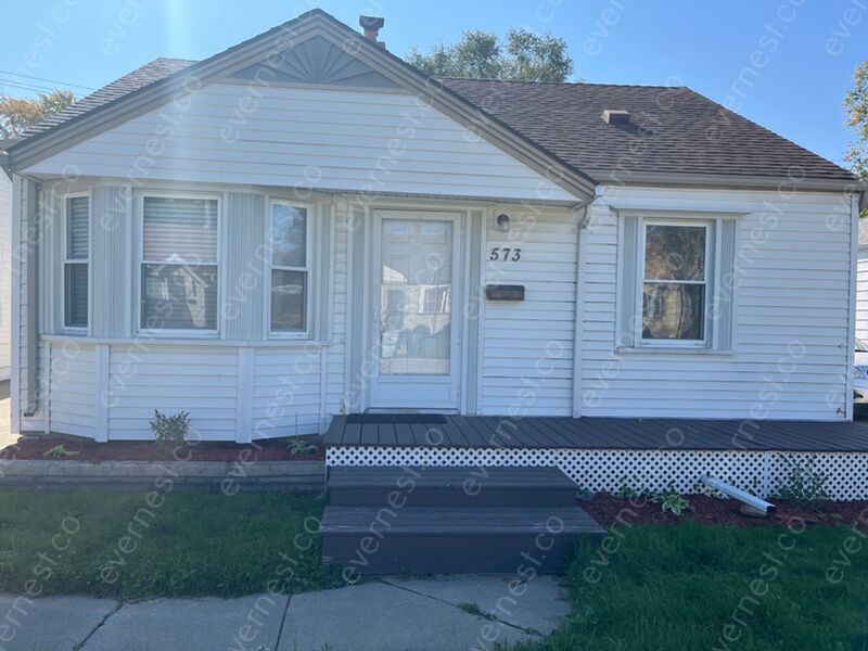 Primary Photo - 573 Chestnut Ave