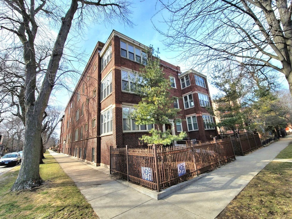 Primary Photo - 5900 N Magnolia Ave