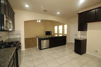 Building Photo - 24306 Piazza Dr