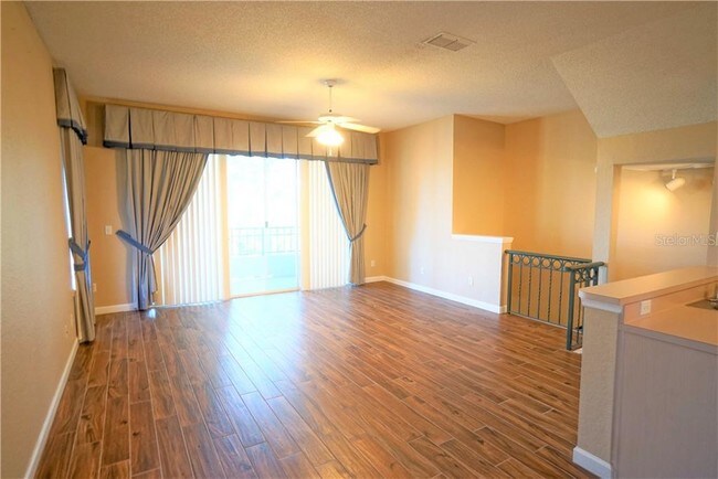 Building Photo - 717 Cruise View Dr