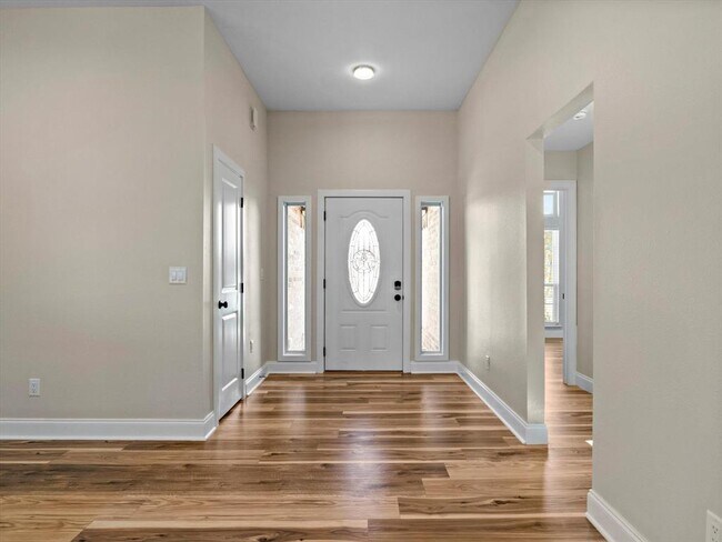 Building Photo - 229 Quail Run