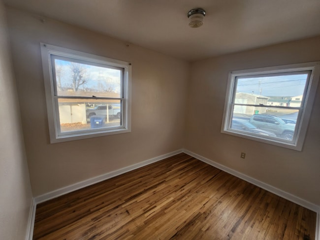 Building Photo - 531 Linden Dr