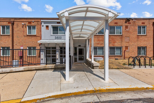 Building Photo - Anacostia Gardens