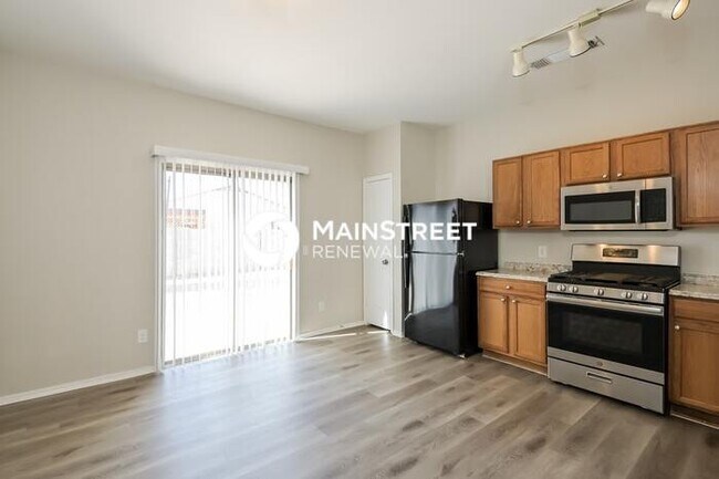 Foto del edificio - 3 Bedroom Pet-Friendly Home in TUCSON, AZ with Main Street Renewal