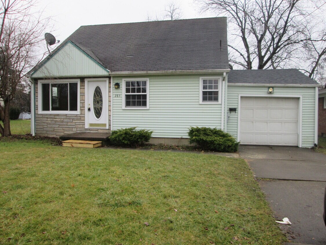 Foto principal - 285 E Howard St