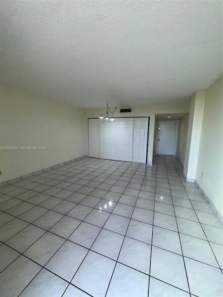 Foto del edificio - 8625 NW 8th St