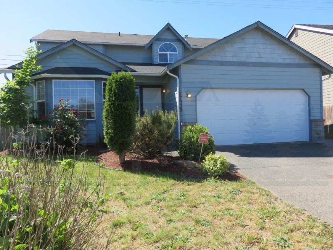 Primary Photo - Stunning 4 bd House in Puyallup!