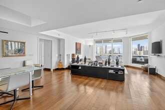 Building Photo - 6000 Island Blvd