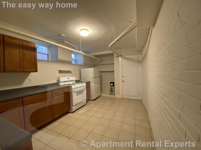 Photo - 285 Harvard St Apartment