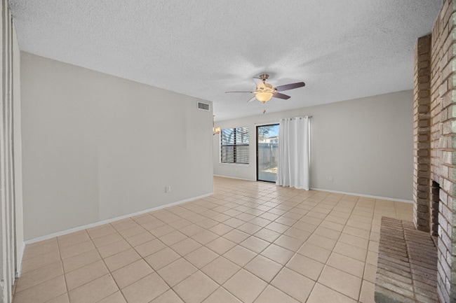 Building Photo - 9024 Sawtooth Ln