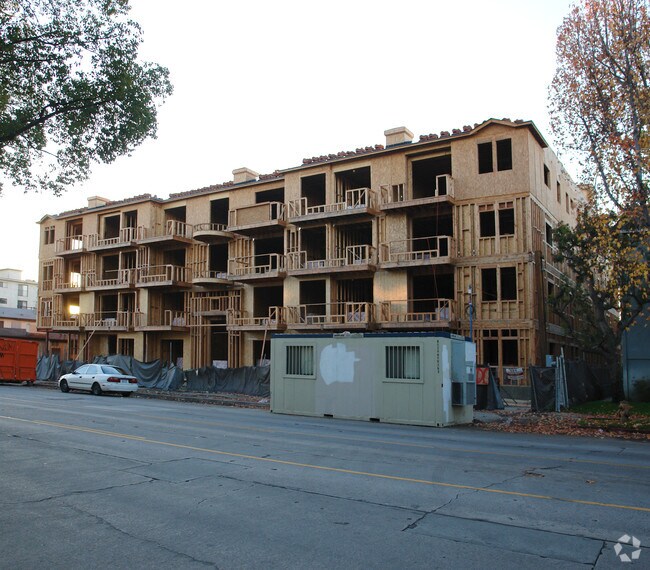 Foto del edificio - Residential Condominiums