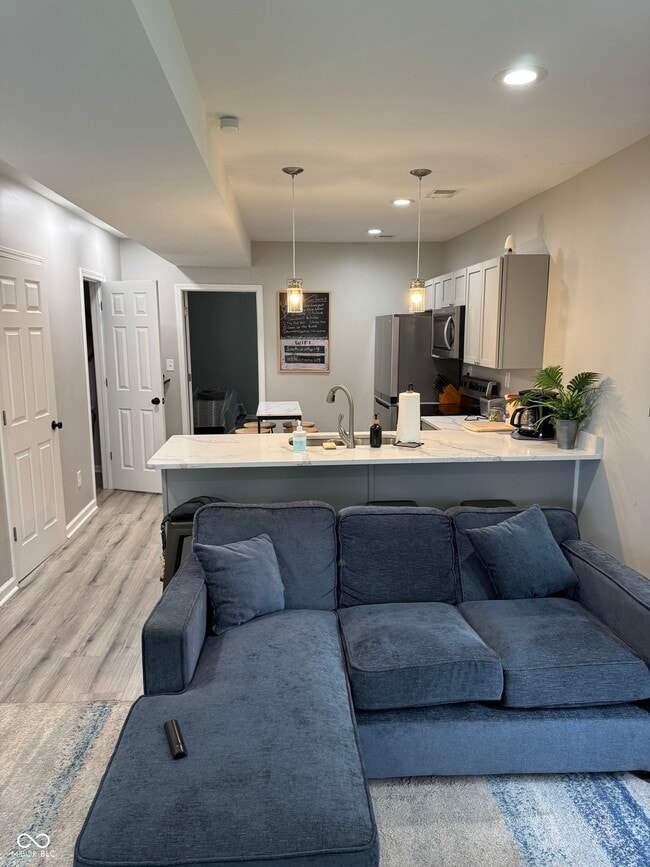 Building Photo - 818 Fulton St