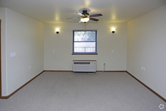 Foto del interior - Blue Hawk Villard Commons
