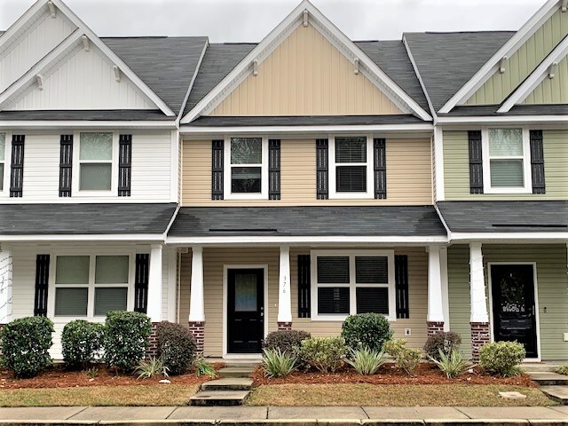 Foto principal - 376 Flyway Rd