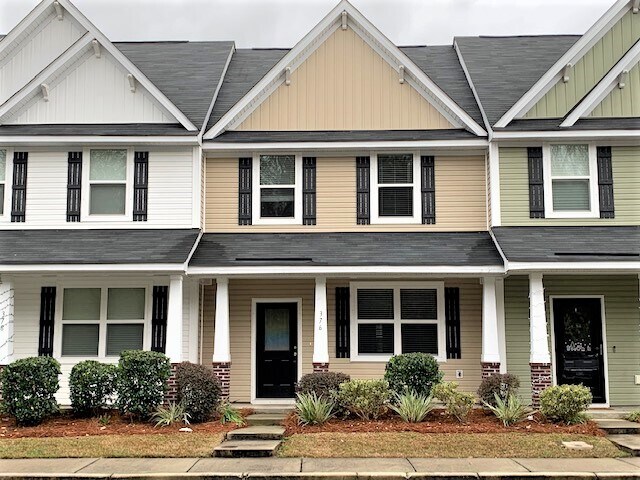 Building Photo - 376 Flyway Rd