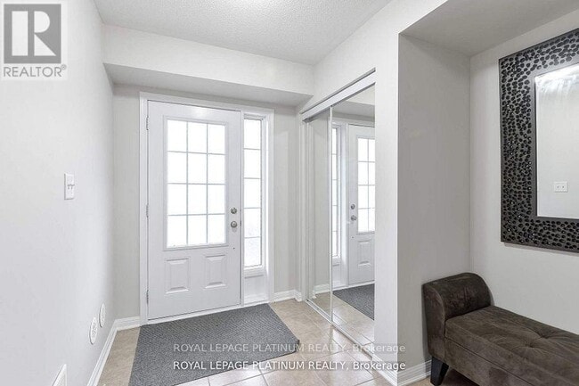 Building Photo - 12 Ganton Heights