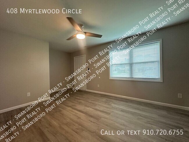 Foto del edificio - 408 Myrtlewood Cir