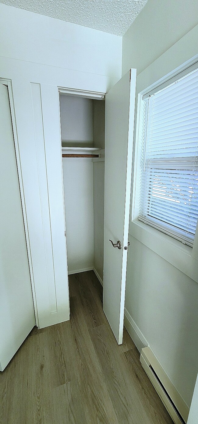 Coat closet - 110 SE Vista Ave
