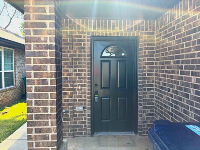 Foto del edificio - 7508 Redbud Villas Ct