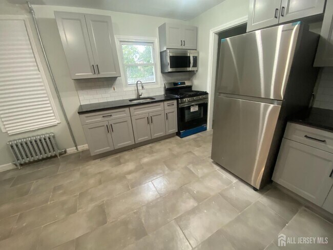 Foto del edificio - 148 Jones Ave