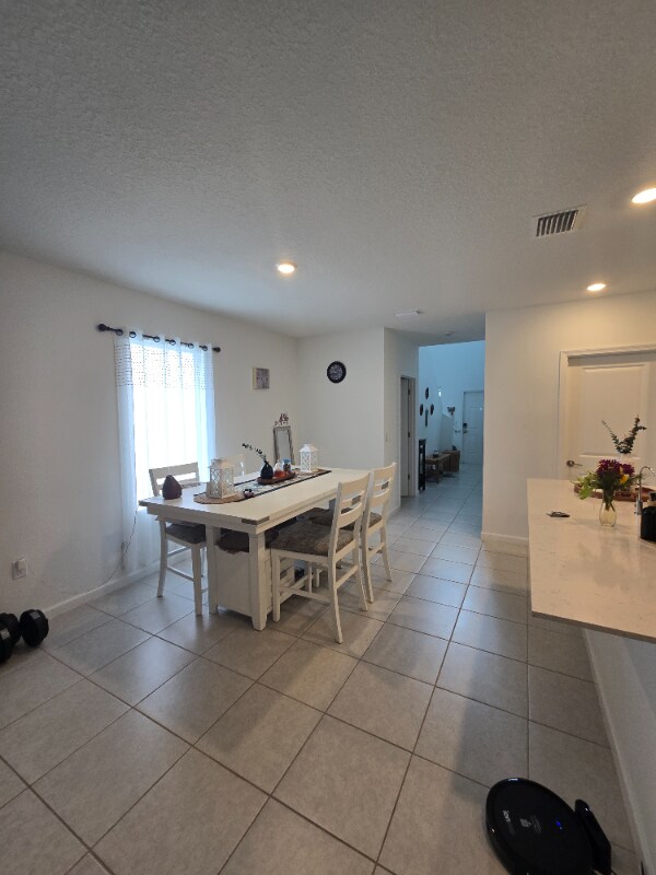 Foto del edificio - 602 Papillon St SW