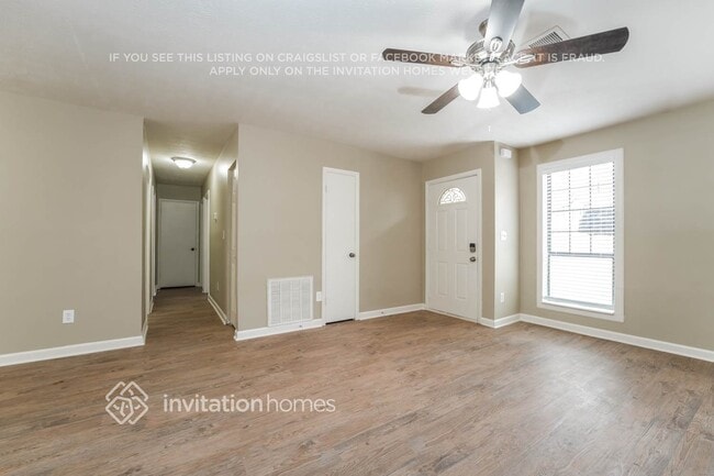 Foto del edificio - 705 Old Manor Rd NW