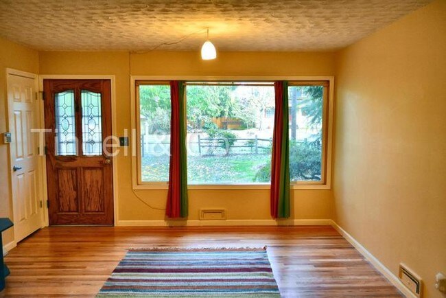 Foto del edificio - 7923 N Fowler Ave