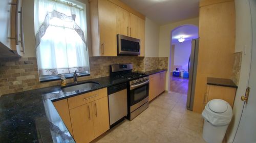 Foto del edificio - 666 39th St