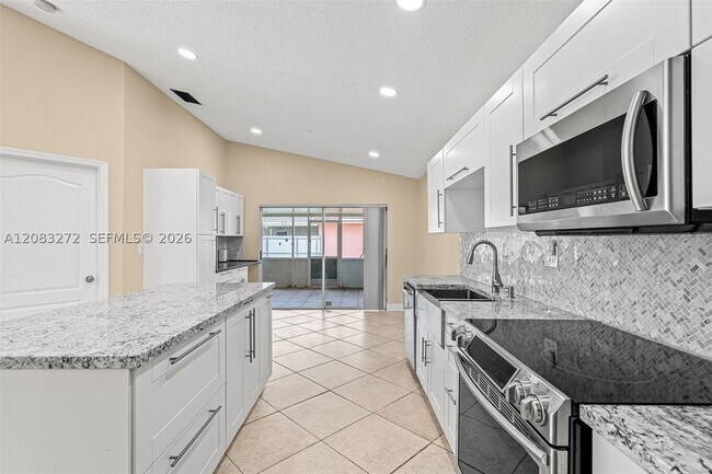 Foto del edificio - 14364 SW 176th St