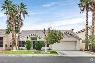 Building Photo - 2970 Seasons Ave