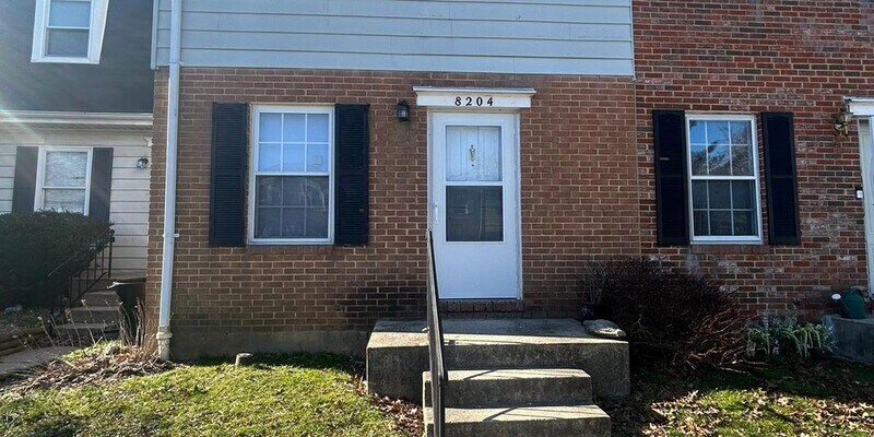 Primary Photo - 8204 Dunfield Ct