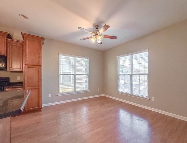 Building Photo - 1988 Green Castle Ln