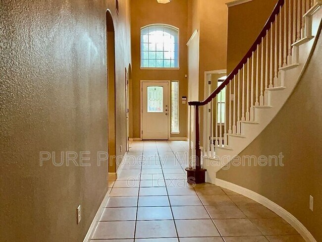 Foto del edificio - 7015 Tanaqua Ln