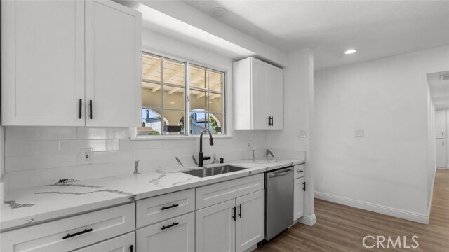 Building Photo - 16315 Parthenia St