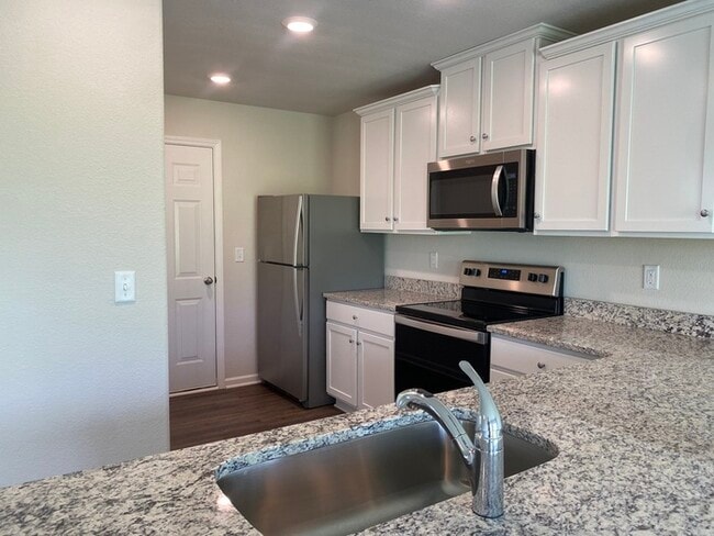 Building Photo - 9350 Creedmore Hills Dr