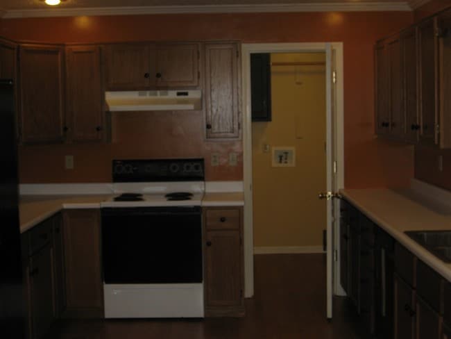 Building Photo - 1611 Sportsman Lake Rd