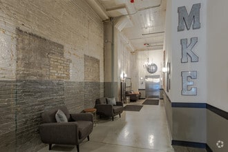 Interior Photo - Mitchell On Water