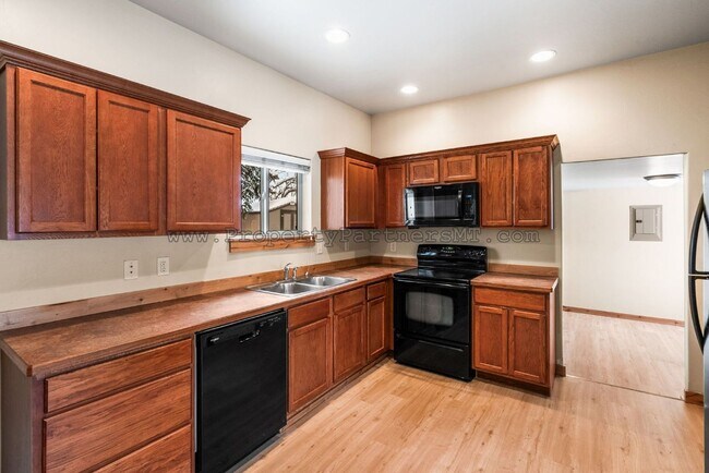 Foto del edificio - *** $1,000 off First Month's rent!*** Hist...