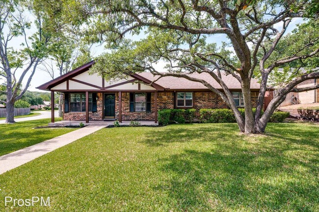 Building Photo - 4 br, 3 bath House - 724 Toni Drive