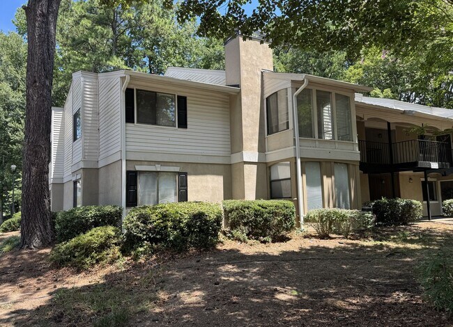 Foto del edificio - 5005 Wingate Way