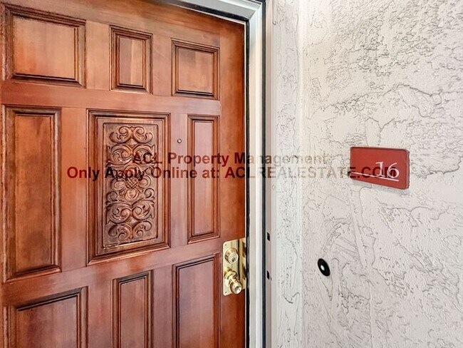 Building Photo - Bright 2BR/2BA Condo with Garage & Pool in...