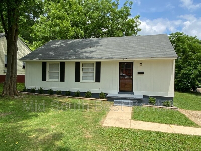 Primary Photo - 436 W Brooks Rd